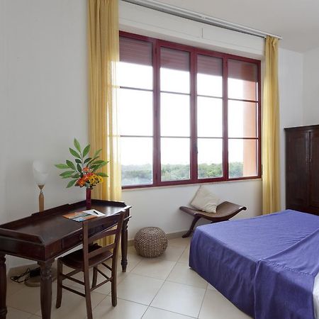 Regina Del Mare Family Beach Village Calambrone Exterior photo