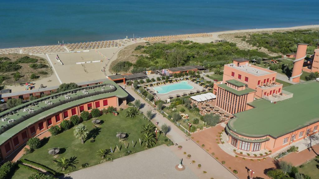 Regina Del Mare Family Beach Village Calambrone Exterior photo